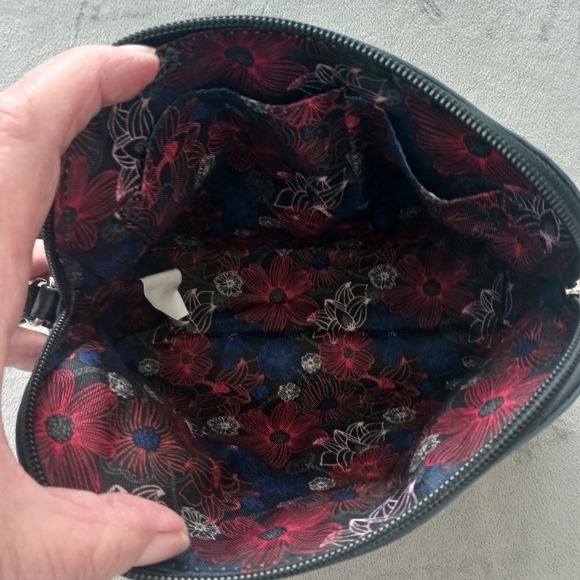 Lodis black leather crossbody bag - Picture 6 of 9